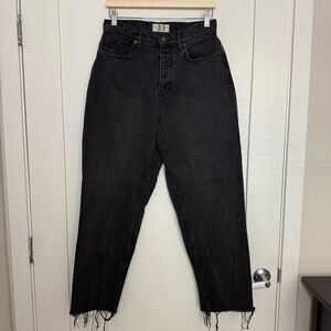 We The Free CRVY Georgine Mom Jeans Womens 31 Black High Rise Raw Hem Denim